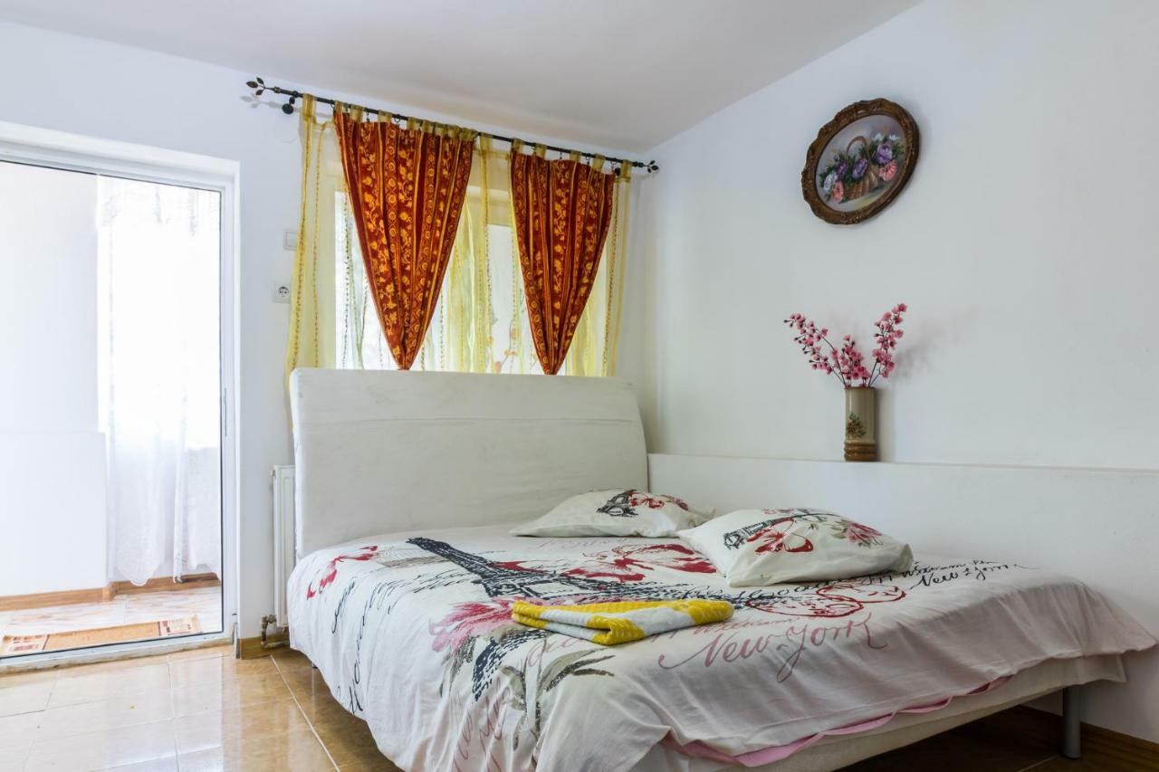 Casa De Vacanta Marya Baia de Fier Esterno foto