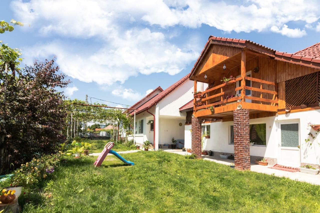 Casa De Vacanta Marya Baia de Fier Esterno foto